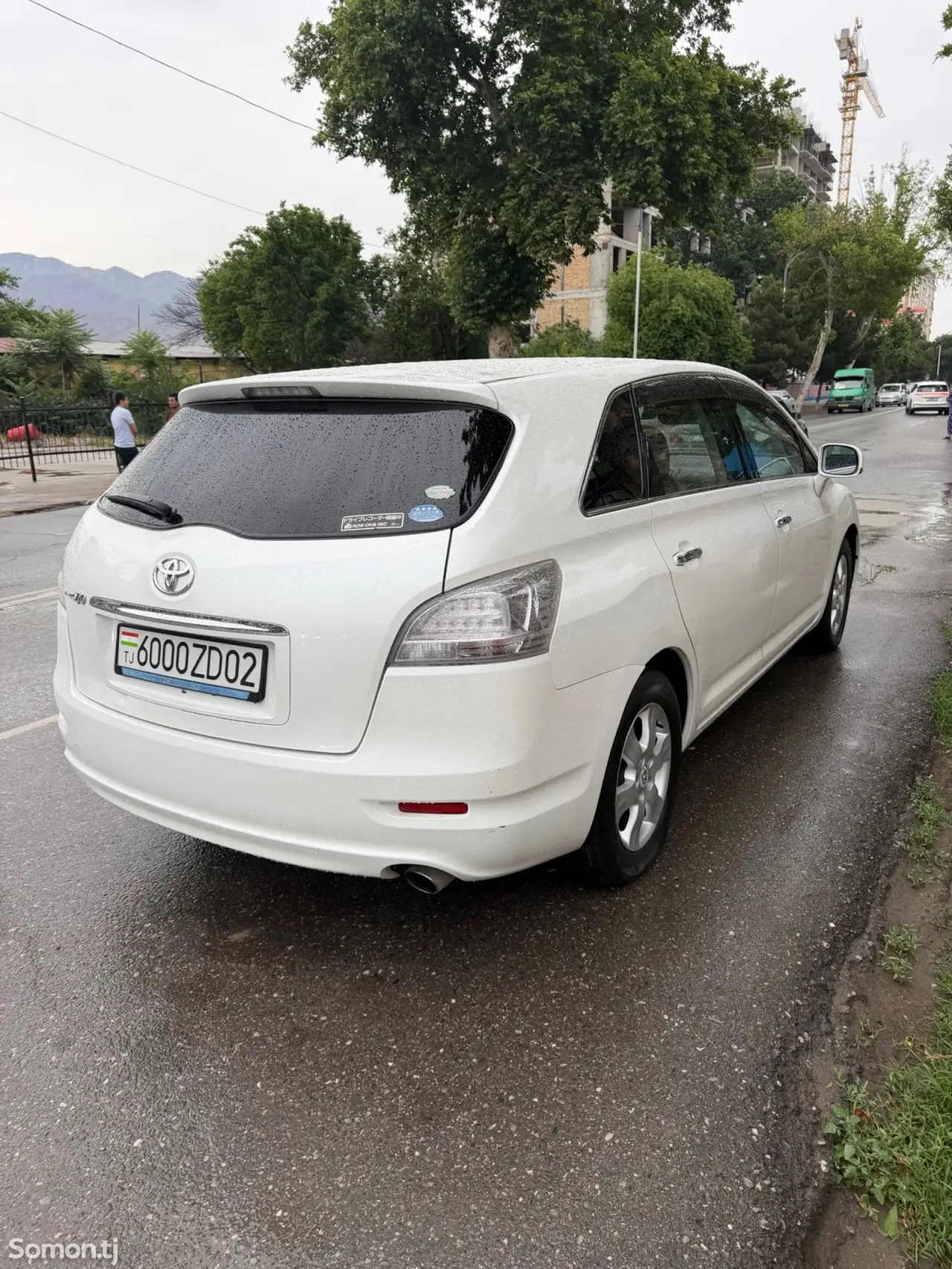 Toyota Mark X ZiO 2010 · 2.4 AT
