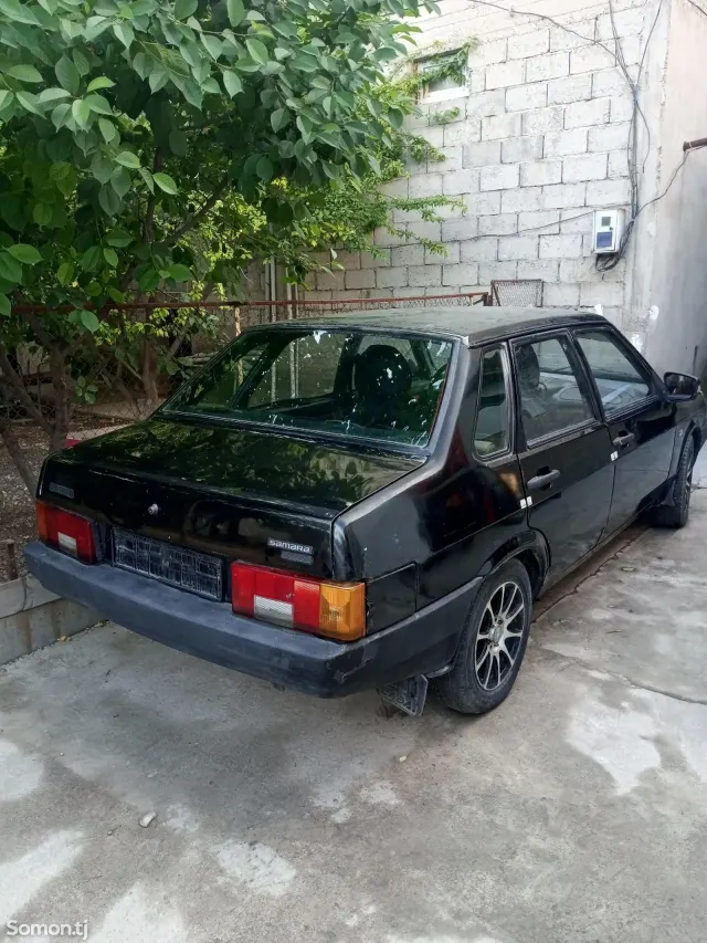 Lada (ВАЗ) 21099 2000 · 1.5 MT