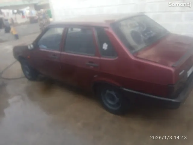 Lada (ВАЗ) 21099 1999 · 1.5 MT