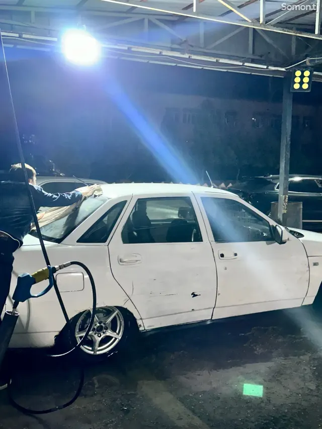 Lada (ВАЗ) 2110 2004 · 1.7 MT
