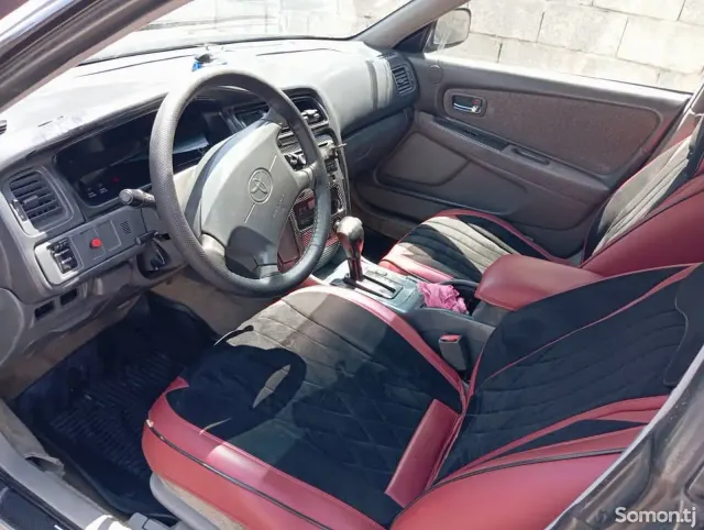 Toyota Mark II 1996 · 2.0 AT