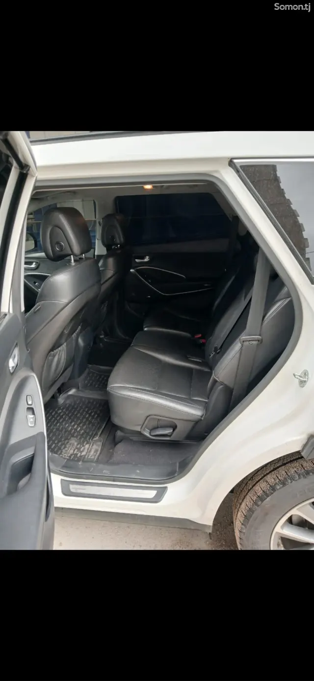 Hyundai Santa Fe 2017 · 2.2 AT