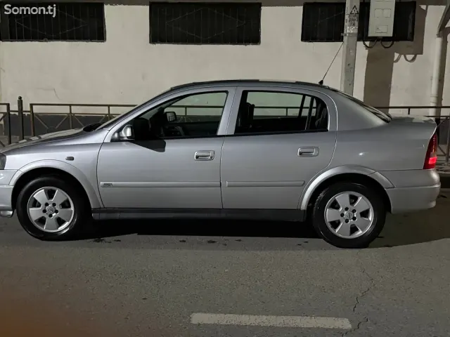 Opel Astra G 2006 · 2.2 MT