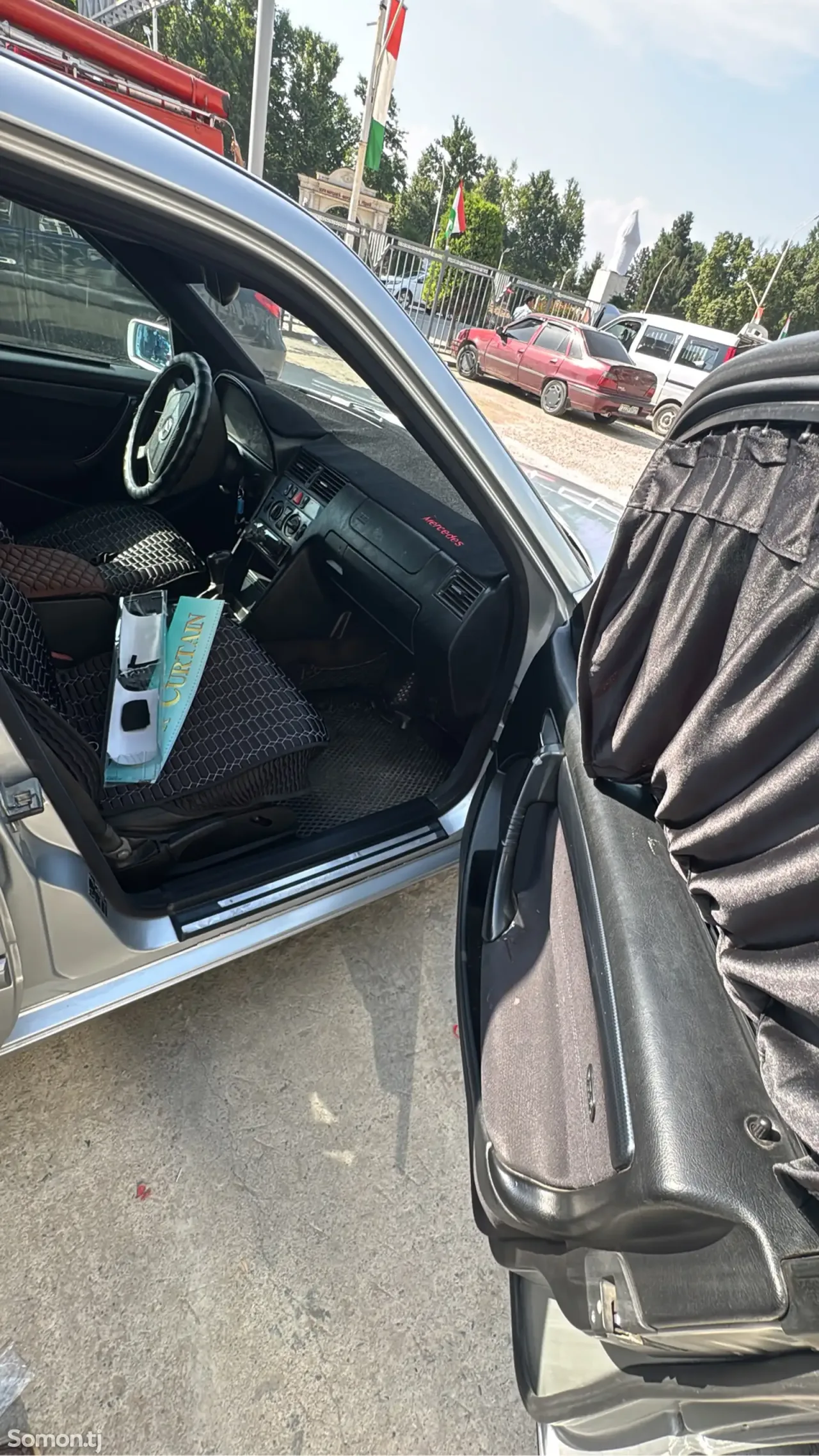 Mercedes-Benz C class 1999 · 2.0 MT