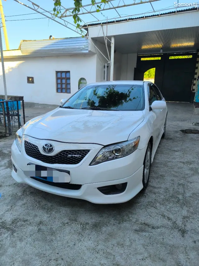 Toyota Camry 2009 · 2.4 AT