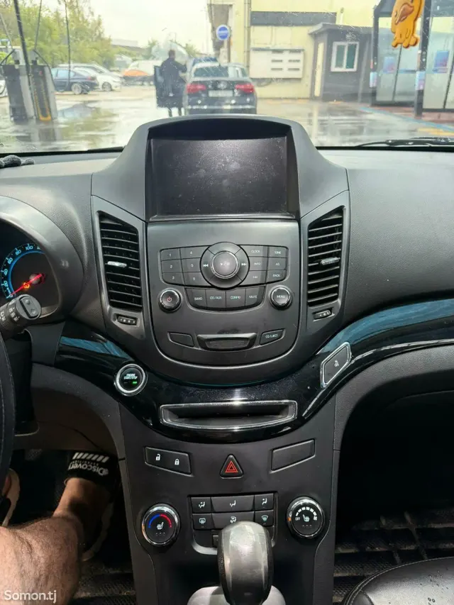 Chevrolet Orlando 2014 · 2.0 AT