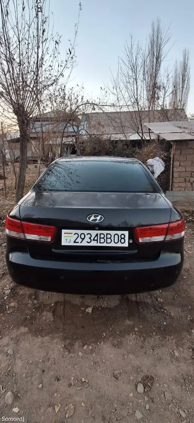 Hyundai Sonata 2008 · 2.0 MT