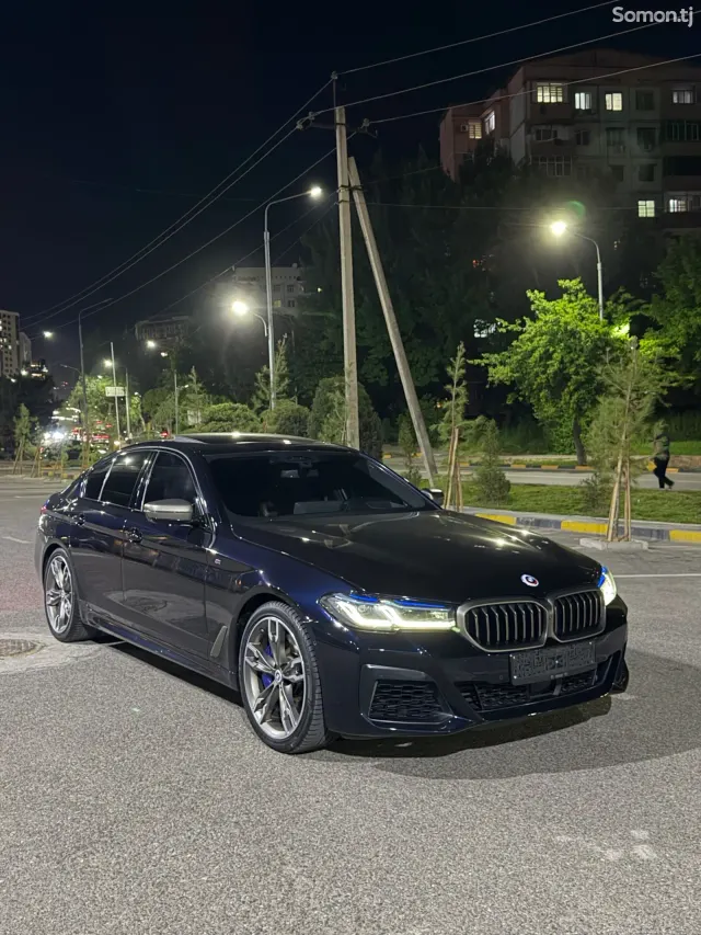 BMW 5 series 2023 · 4.4 AT