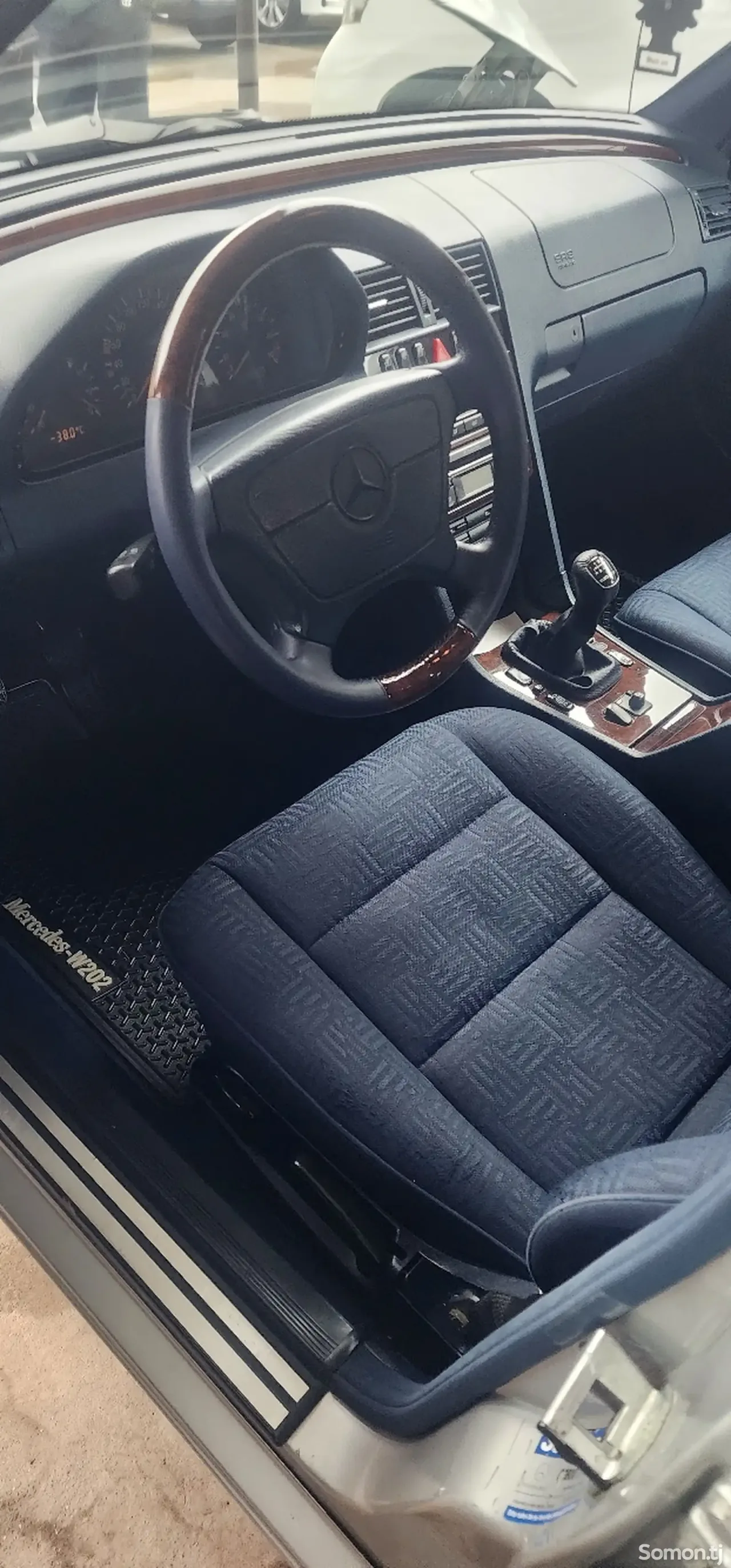 Mercedes-Benz C class 1998 · 2.0 MT