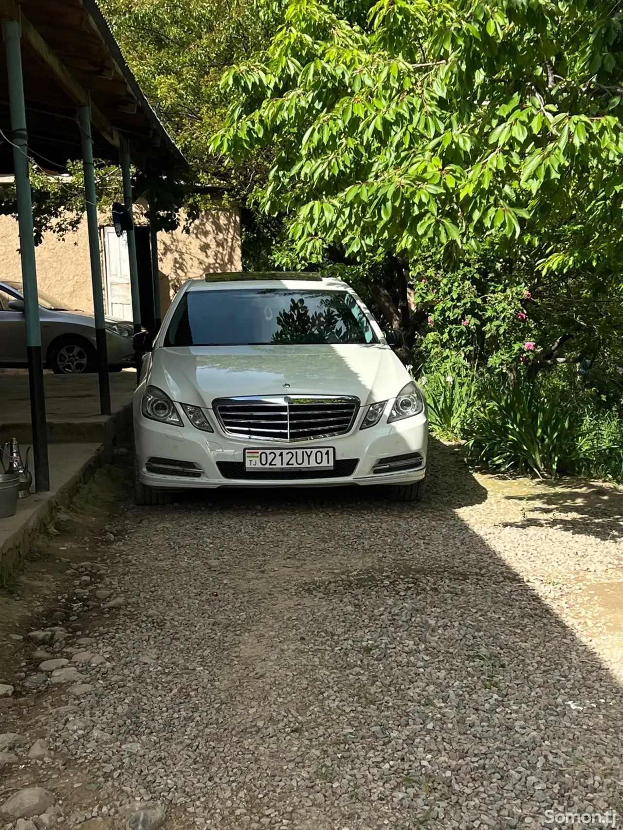 Mercedes-Benz E class 2011 · 3.0 AT
