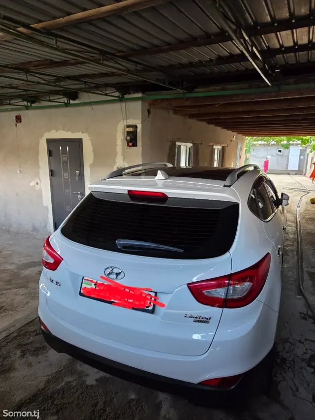 Hyundai ix35 2015 · 2.4 AT