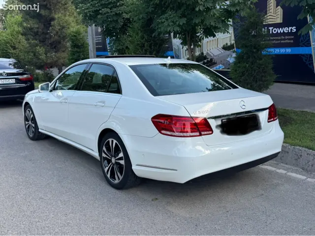 Mercedes-Benz E class 2014 · 3.0 AT