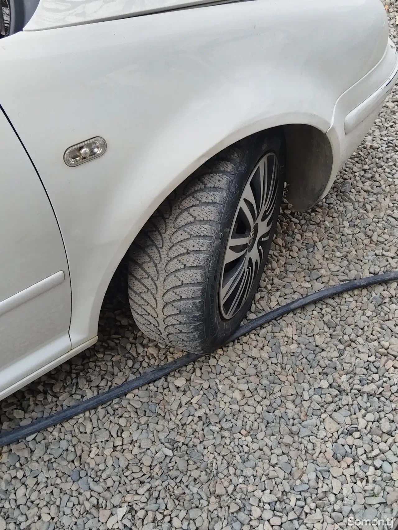 Volkswagen Bora 2001 · 1.6 AT