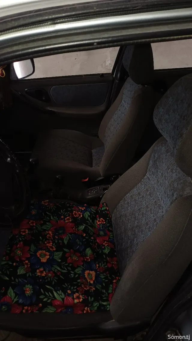 Chevrolet Niva 2006 · 1.6 MT