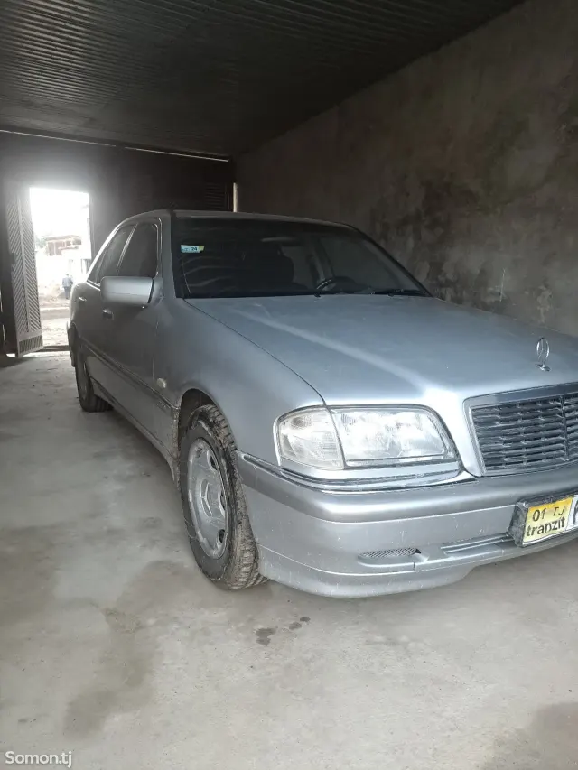 Mercedes-Benz C class 1998 · 2.0 AT