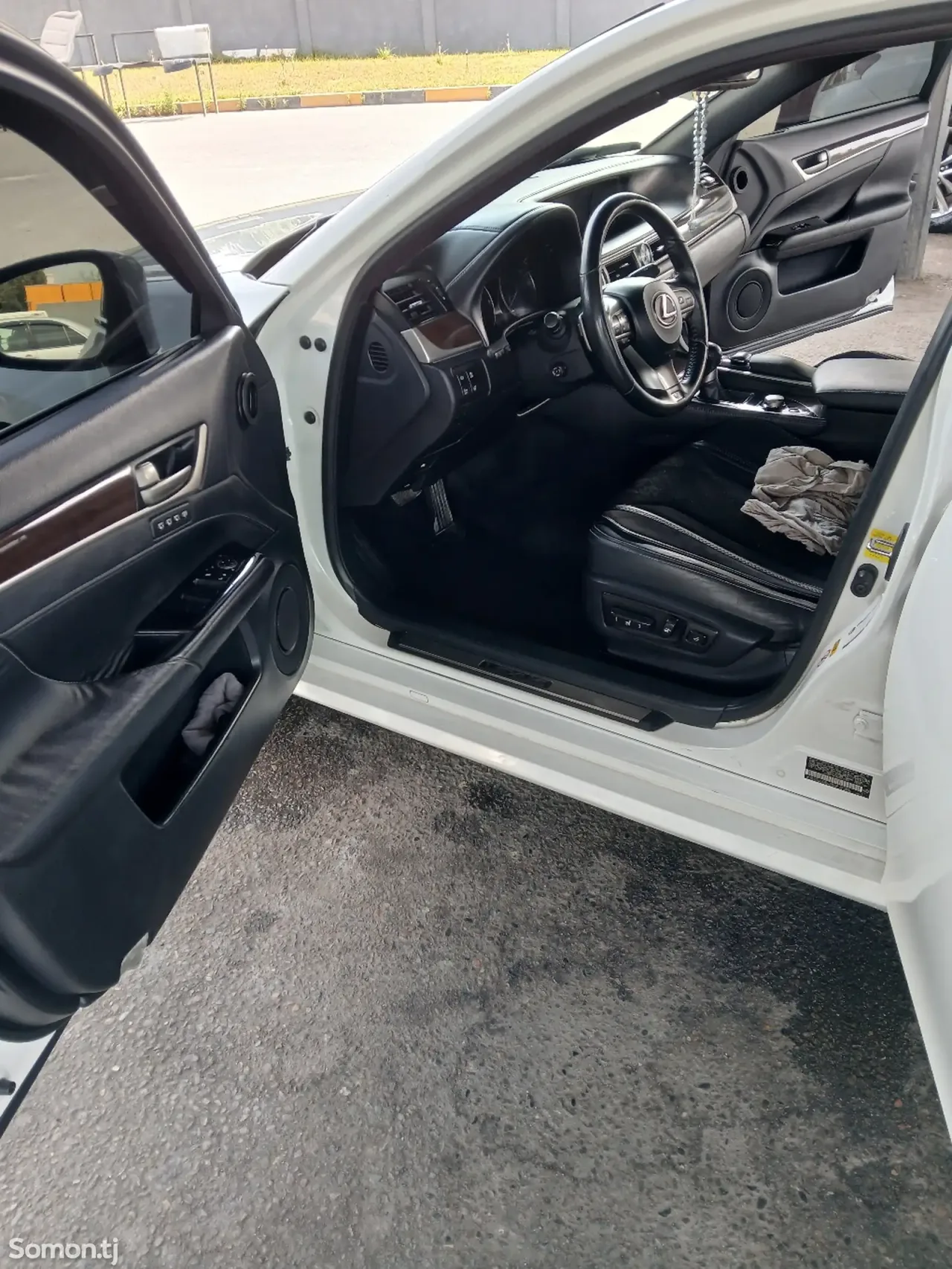 Lexus GS series 2013 · 3.5 AT