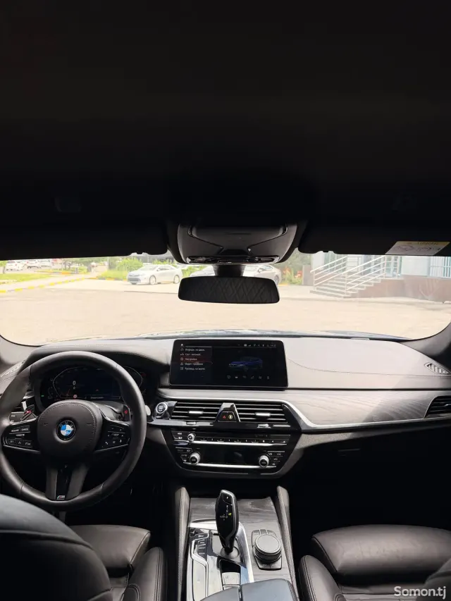 BMW 5 series 2022 · 3.0 AT