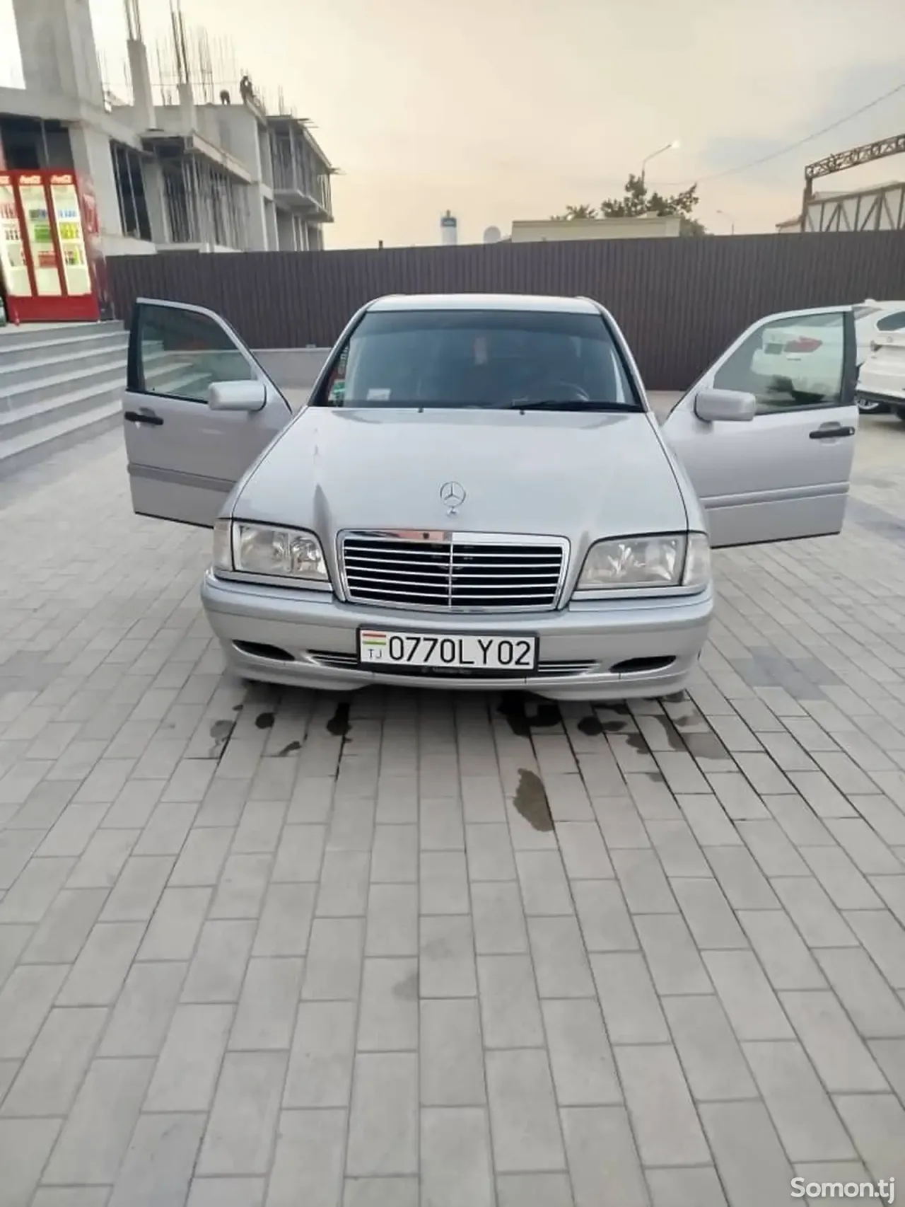 Mercedes-Benz C class 2000 · 1.8 MT