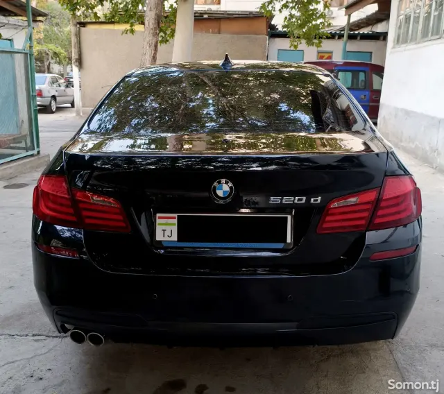 BMW 5 series 2012 · 2.0 AT