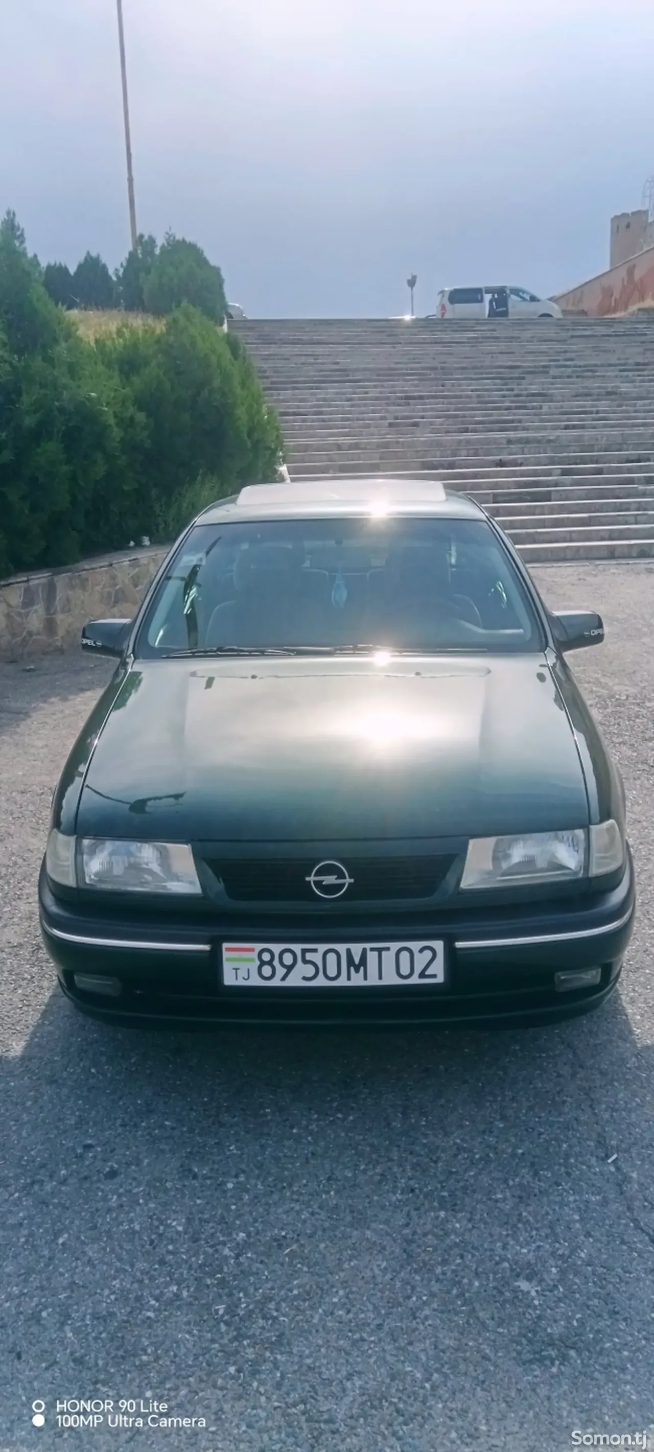Opel Vectra A 1995 · 1.6 MT