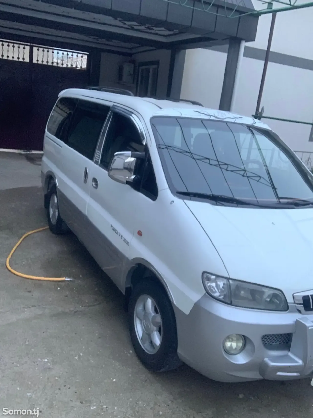 Hyundai Stellar 2000 · 6.5 MT