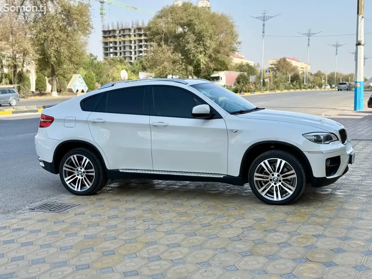BMW X6 2013 · 4.0 CVT