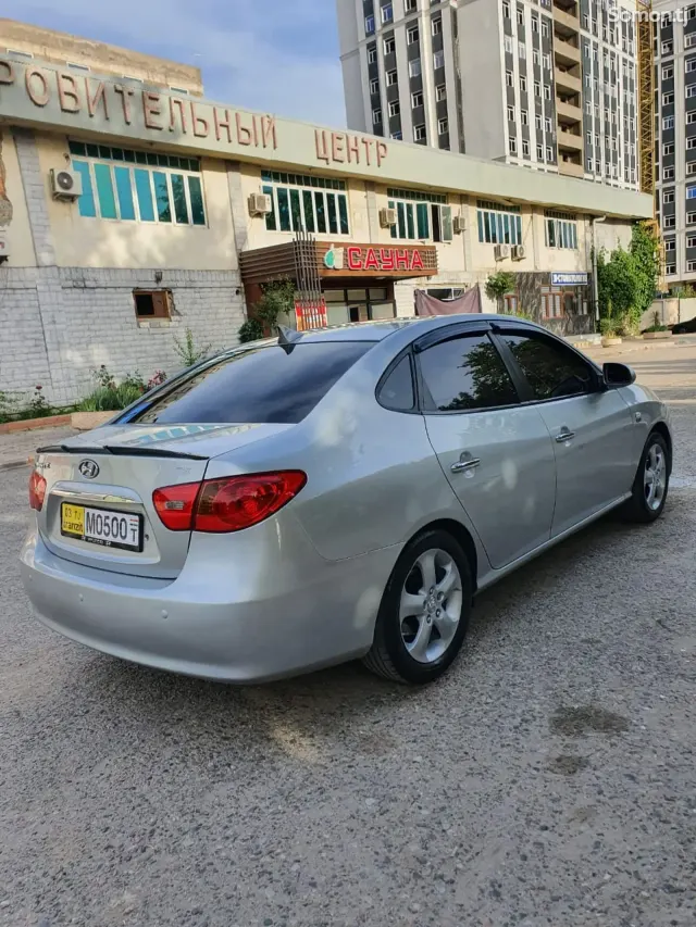 Hyundai Avante 2008 · 1.6 AT