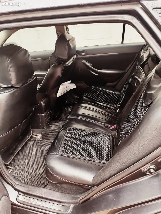 Toyota Avensis 2007 · 2.2 MT
