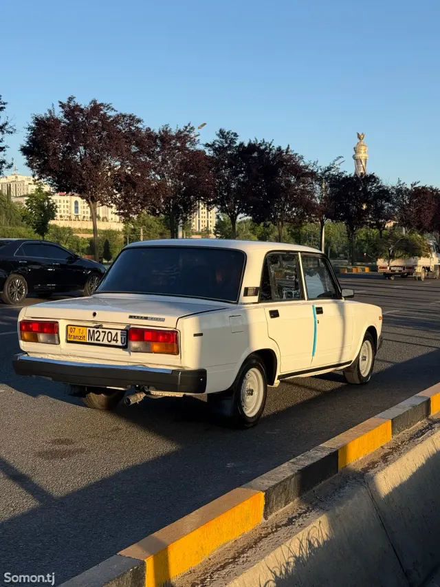 Lada (ВАЗ) 2107 2004 · 1.5 MT