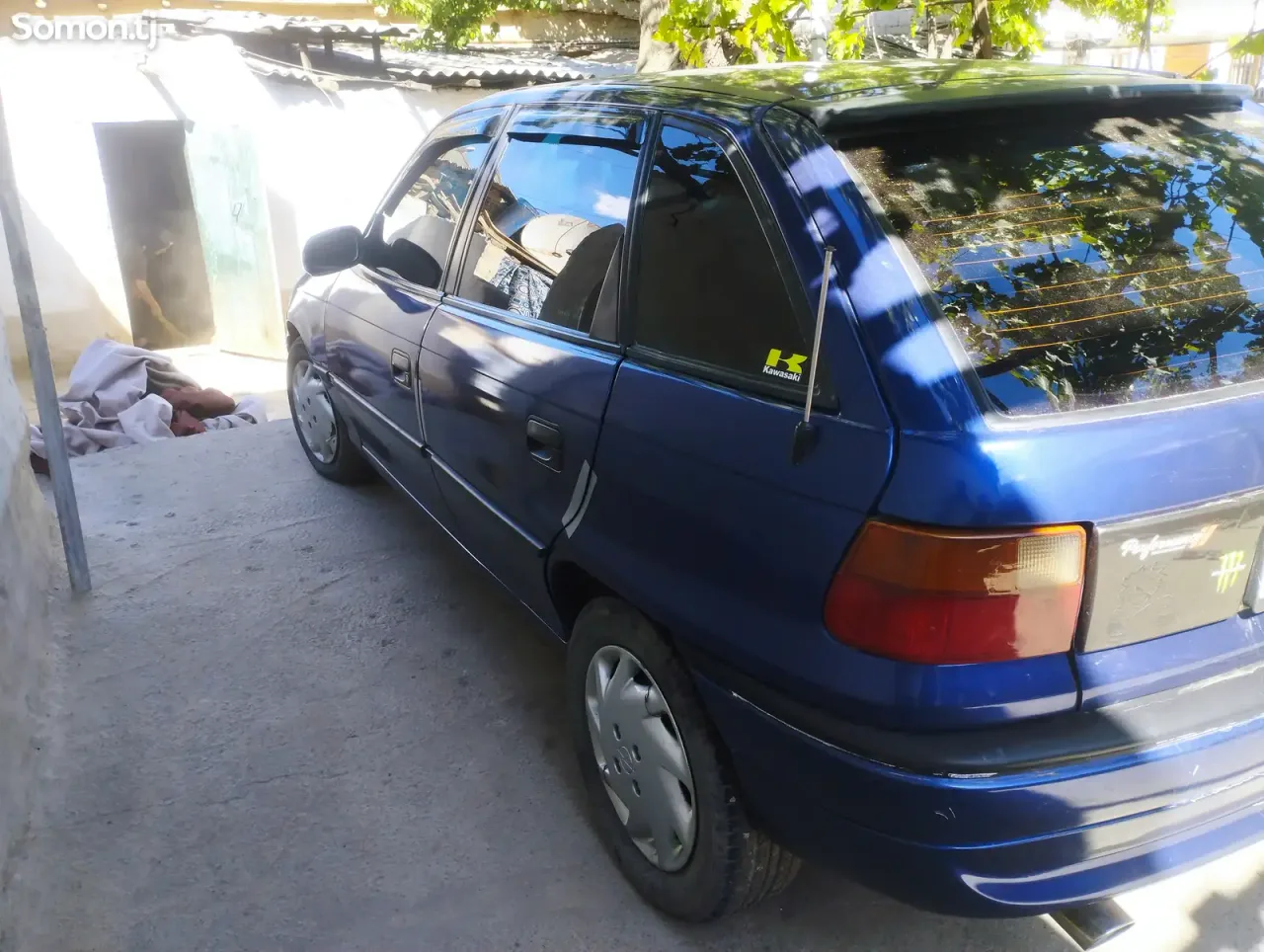 Opel Astra F 1997 · 1.6 MT