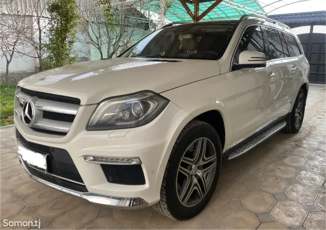 Mercedes-Benz GL class 2014 · 5.5 AT