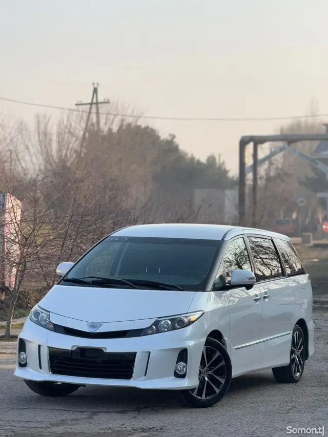 Toyota Estima 2014 · 2.4 AT