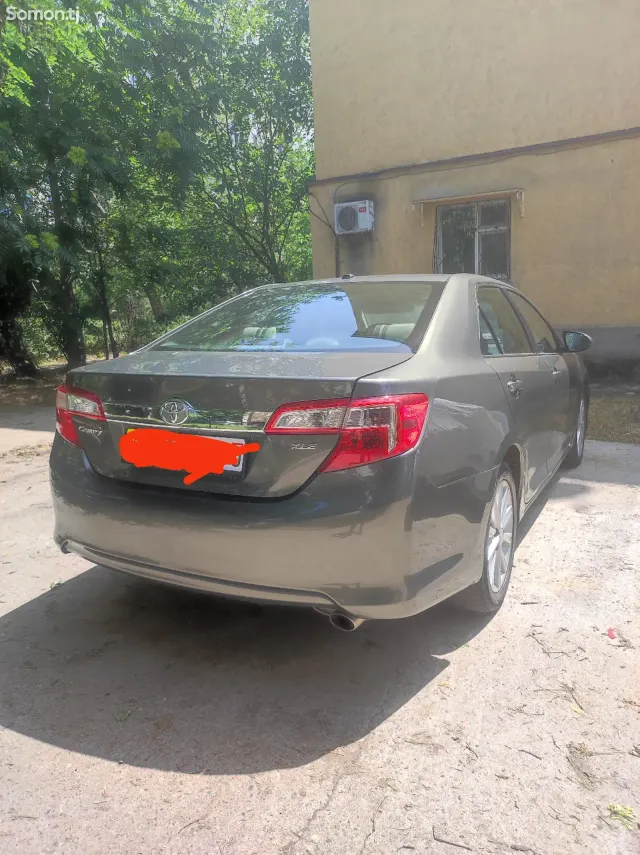 Toyota Camry 2014 · 2.5 AT