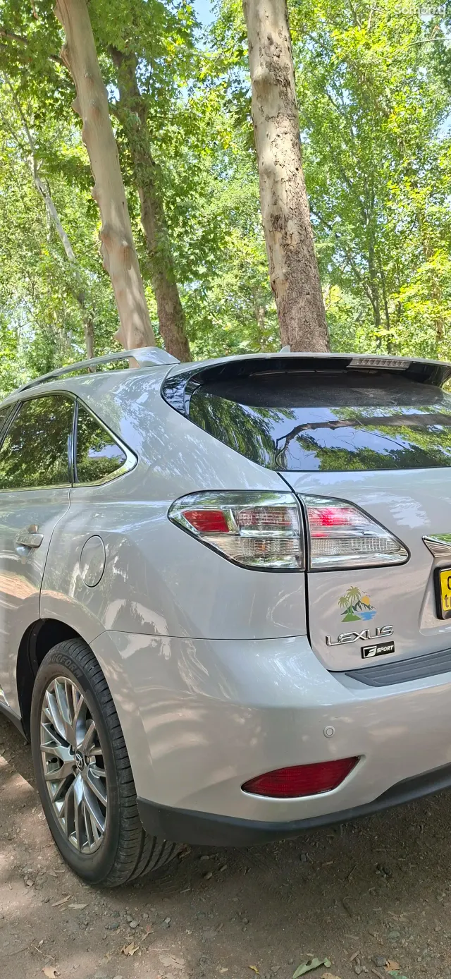 Lexus RX series 2011 · 3.5 AT