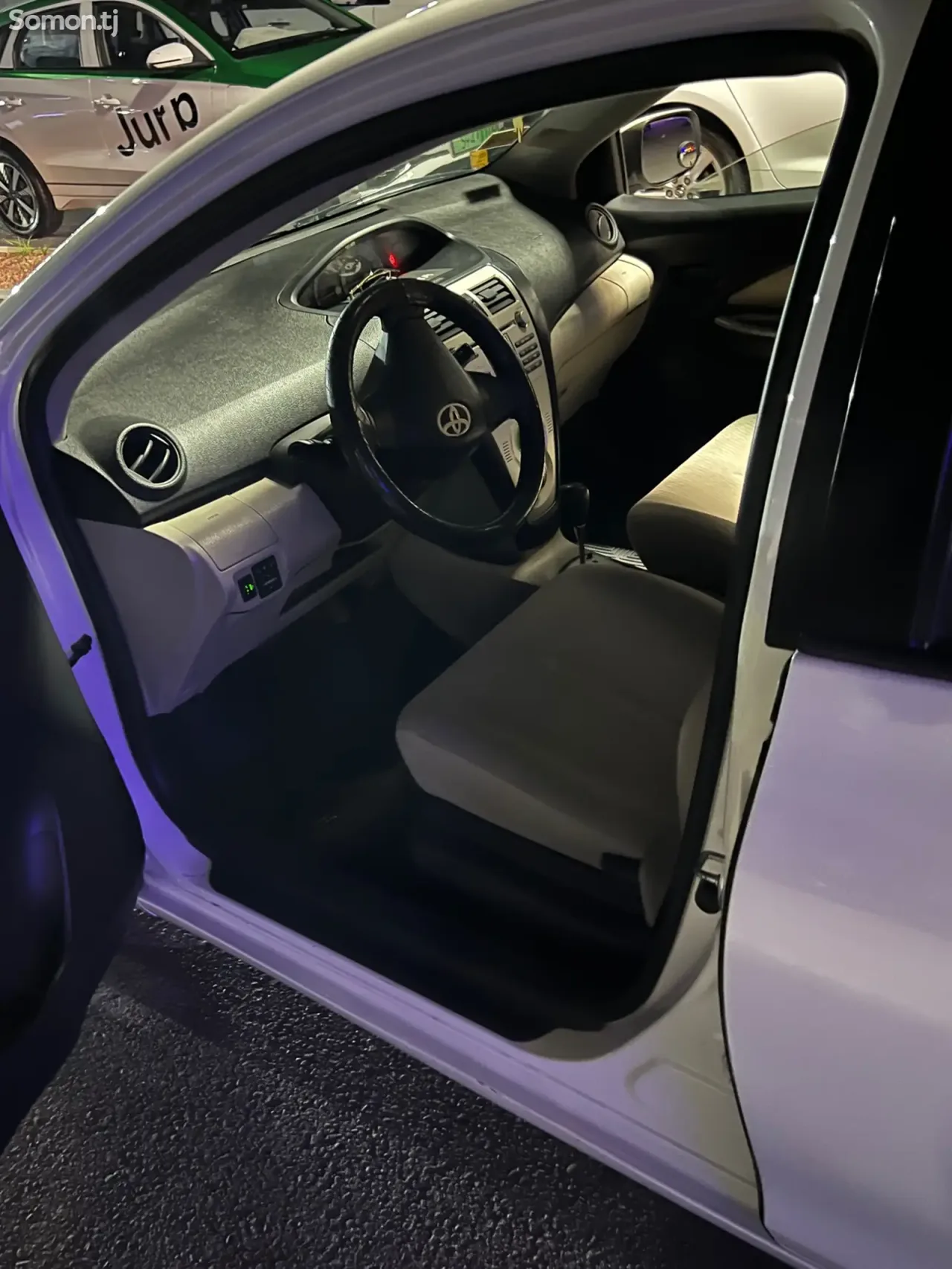 Toyota Belta 2008 · 1.3 AT