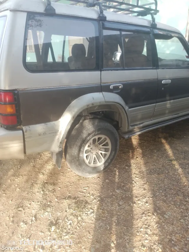 Mitsubishi Pajero 1994 · 3.0 AT