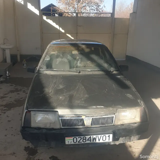 Lada (ВАЗ) 21099 2001 · 1.5 MT