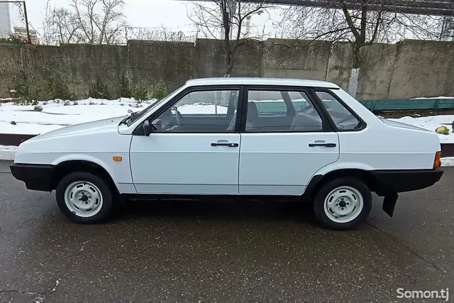 Lada (ВАЗ) 21099 1999 · 1.5 MT