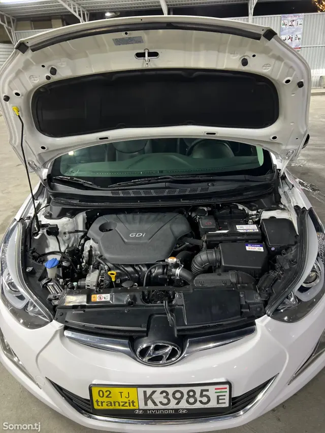 Hyundai Avante 2014 · 1.6 AT