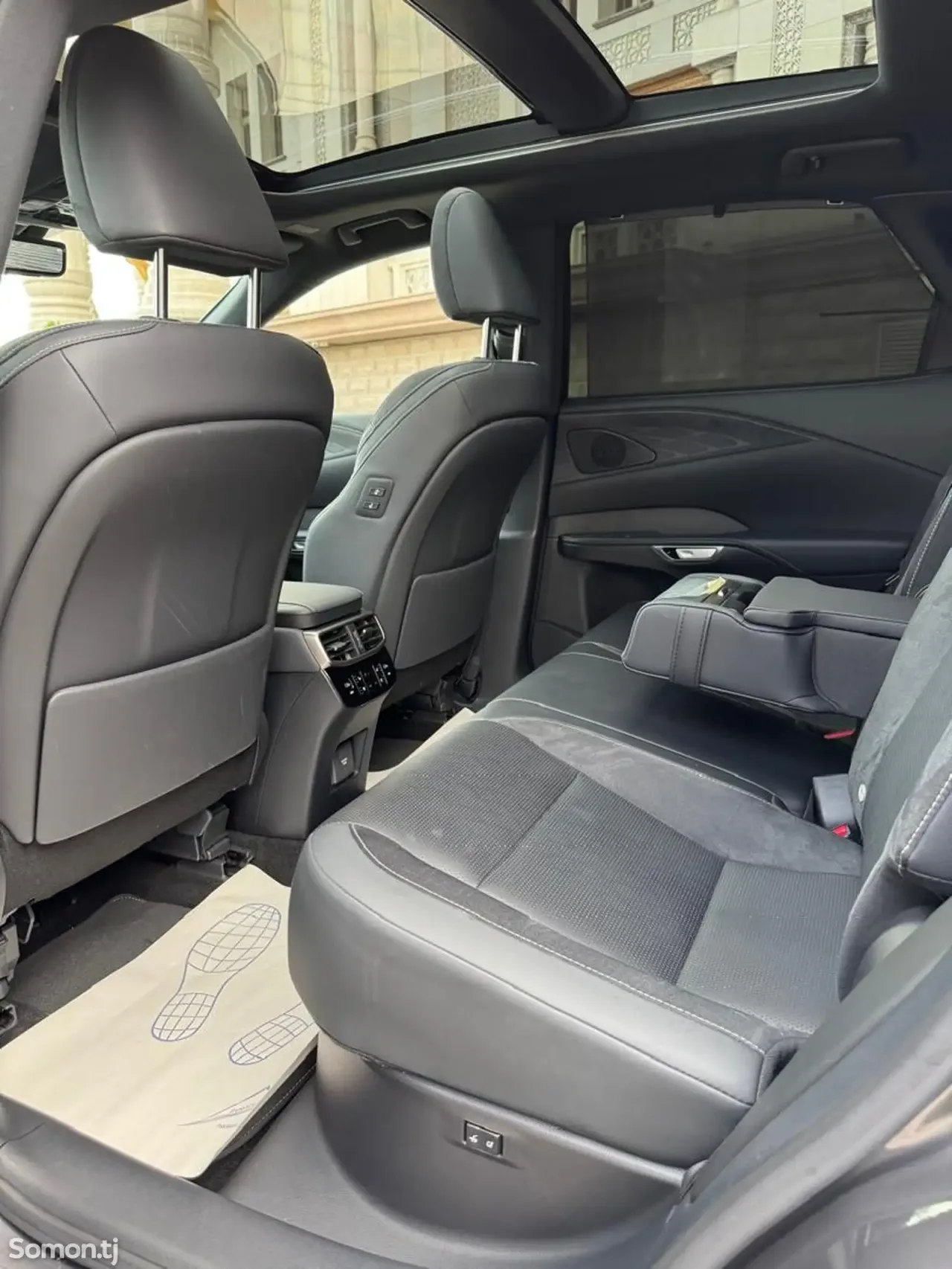 Lexus RX series 2023 · 4.5 AT