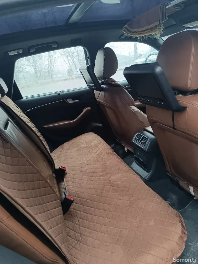 Audi Q5 2012 · 3.2 AT