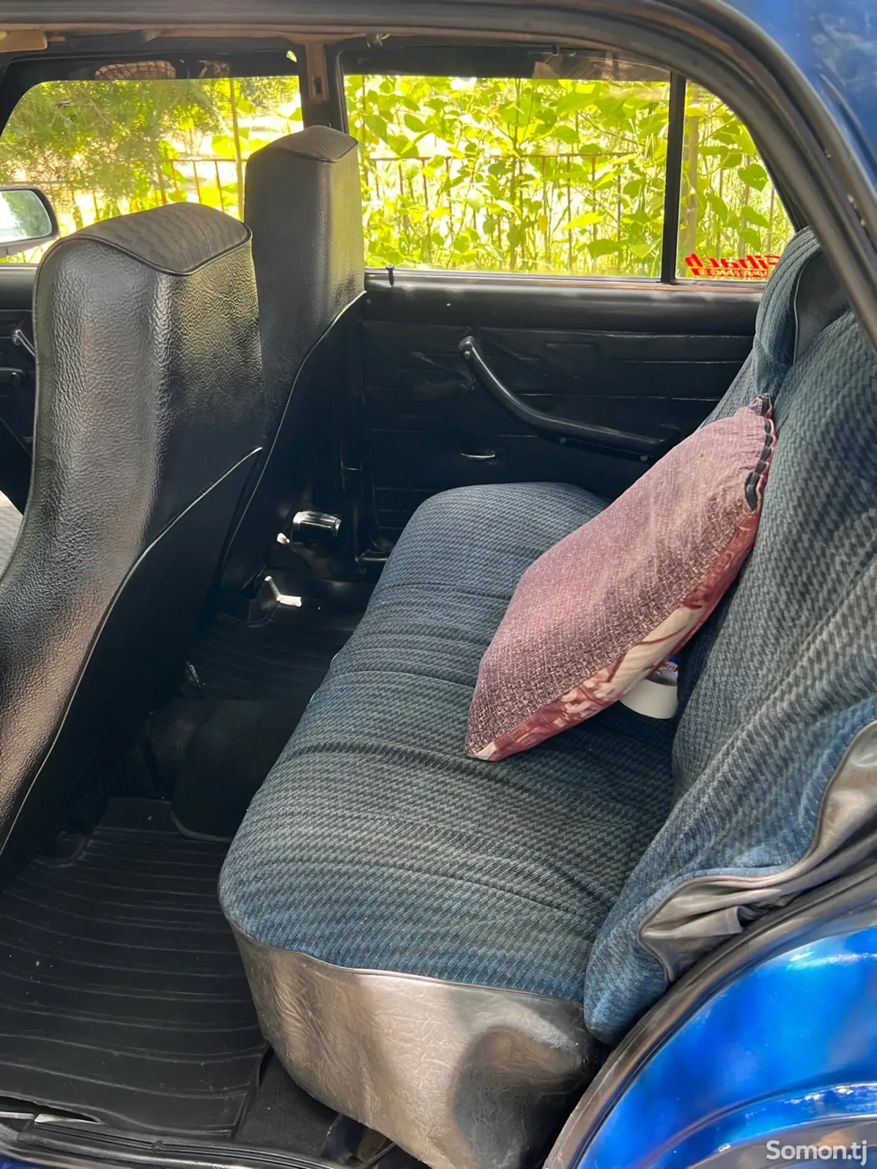 Lada (ВАЗ) 2107 2005 · 1.6 MT