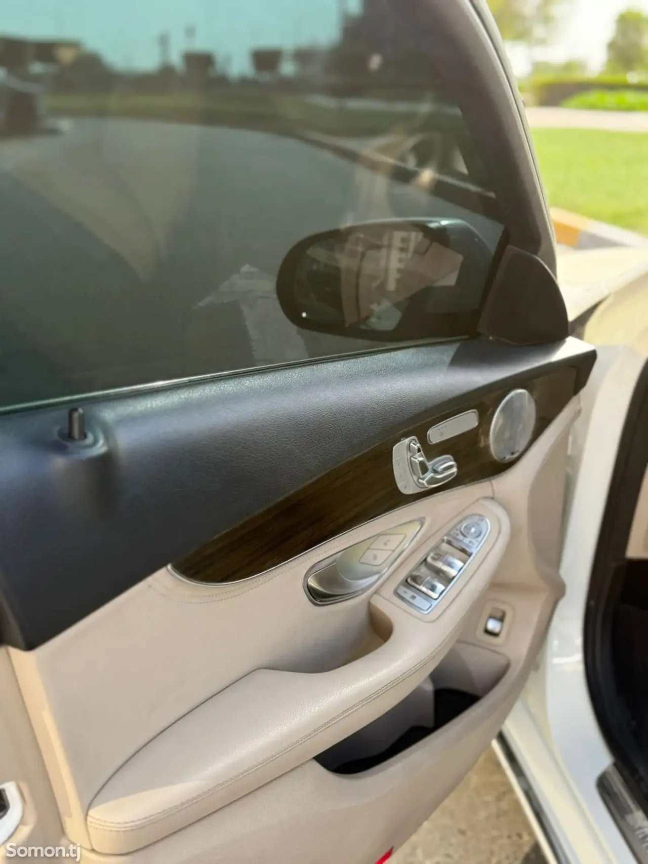 Mercedes-Benz C class 2015 · 2.0 AT