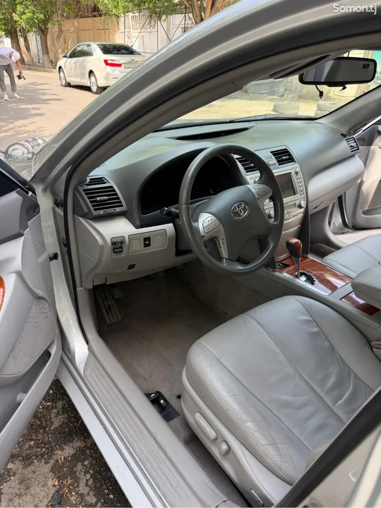 Toyota Camry 2010 · 2.5 AT