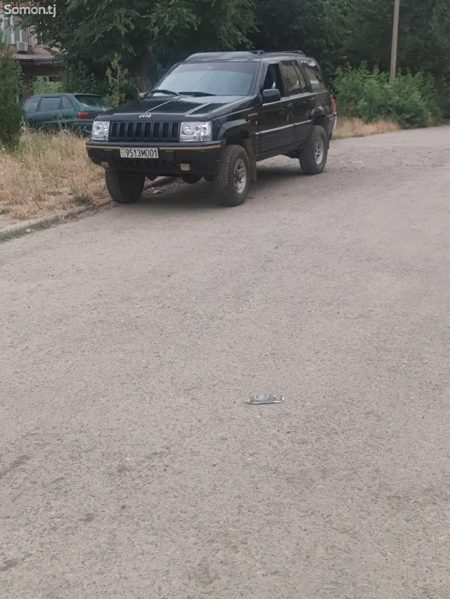 Jeep Grand Cherokee 1996 · 3.2 MT