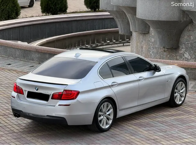 BMW 5 series 2011 · 2.0 AT
