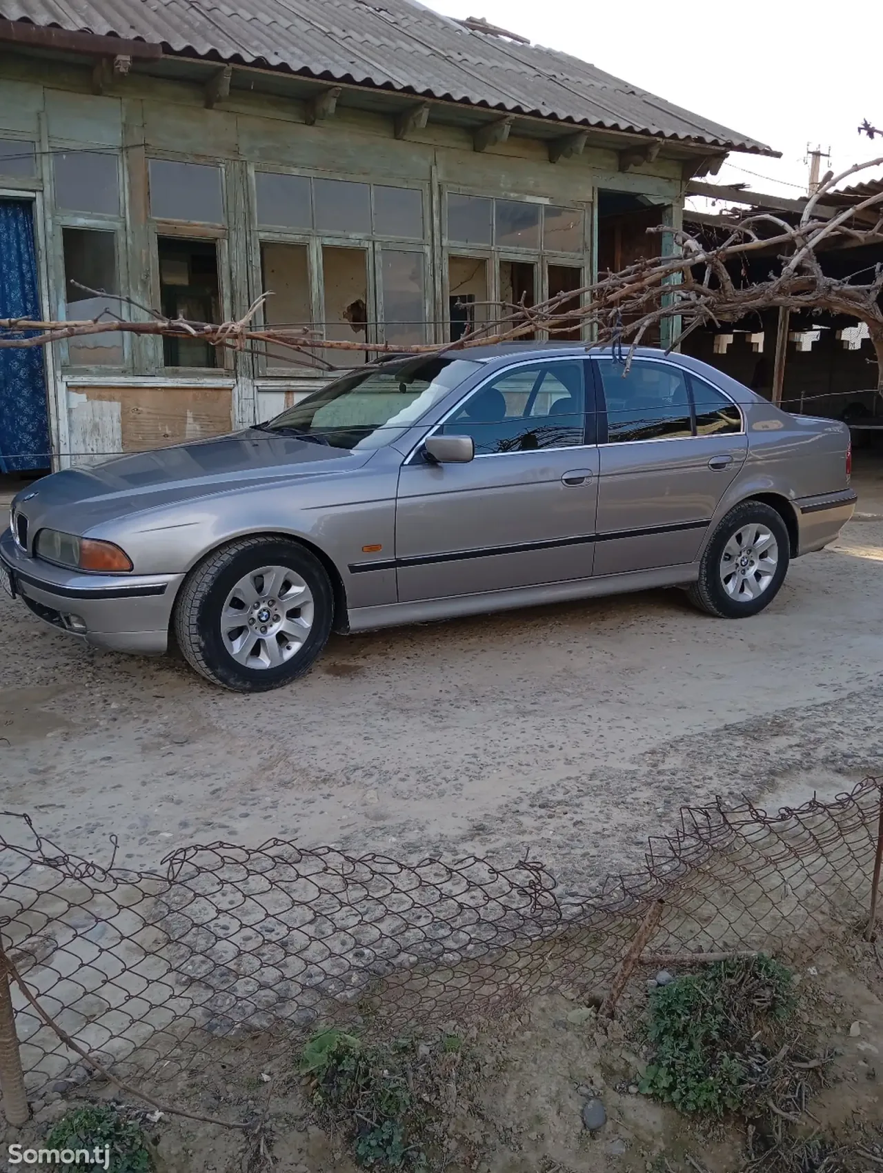 BMW 5 series 1997 · 2.5 MT