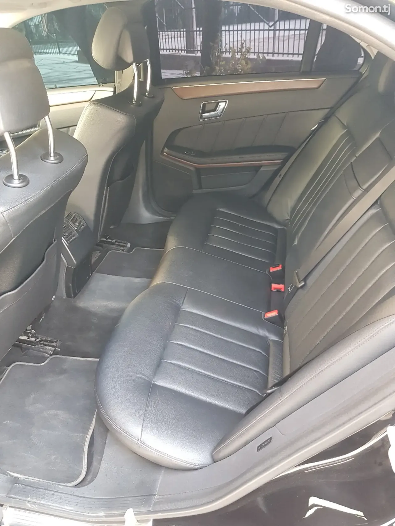 Mercedes-Benz E class 2010 · 3.0 AT