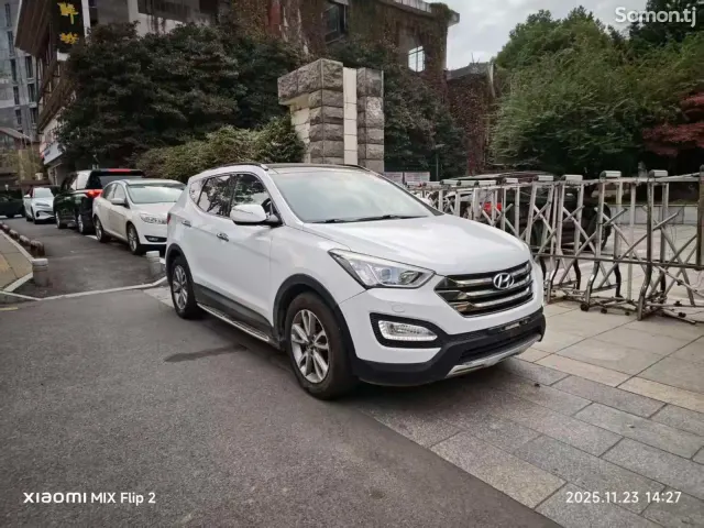 Hyundai Santa Fe 2014 · 2.4 AT