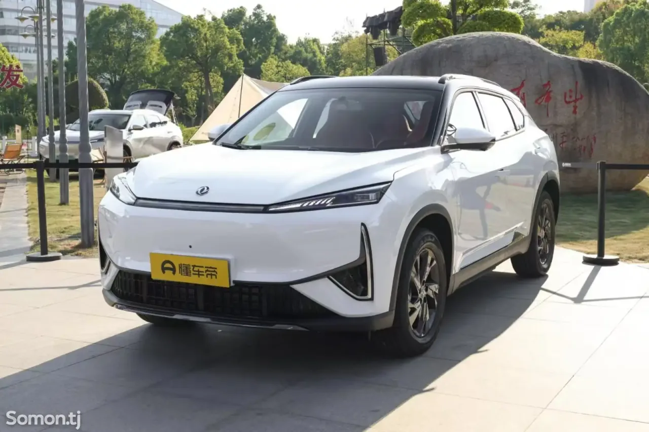 Dongfeng L7 2025 · AT
